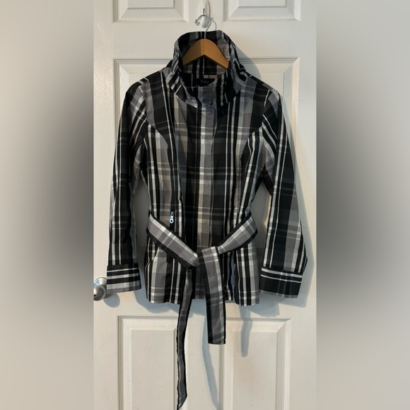 Puli Size 8 Tie Waist Zippered Jacket - Picture 2 of 4